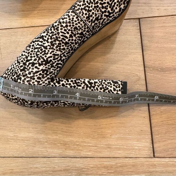 J Crew Etta leopard chunky heel pump - Picture 4 of 7